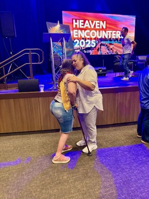 Melissa on stage at Heaven Encounters